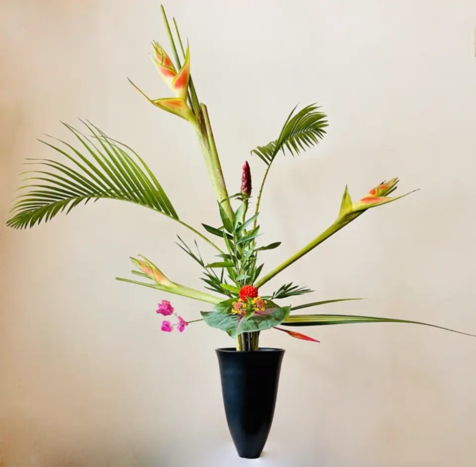 Rikka Shofutai Ikebana arrangement by Valerie Fontanier, March 2025