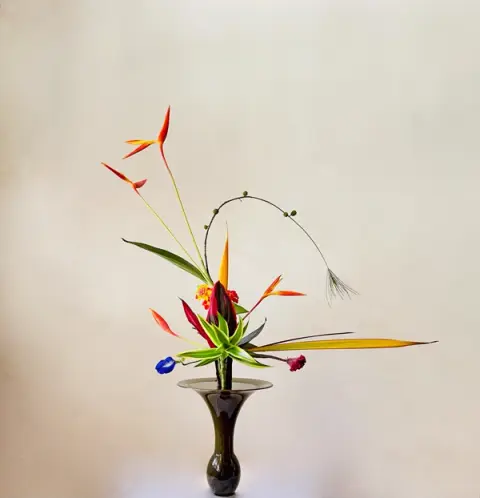 Rikka Shofutai Ikebana arrangement by Valerie Fontanier, July 2025
