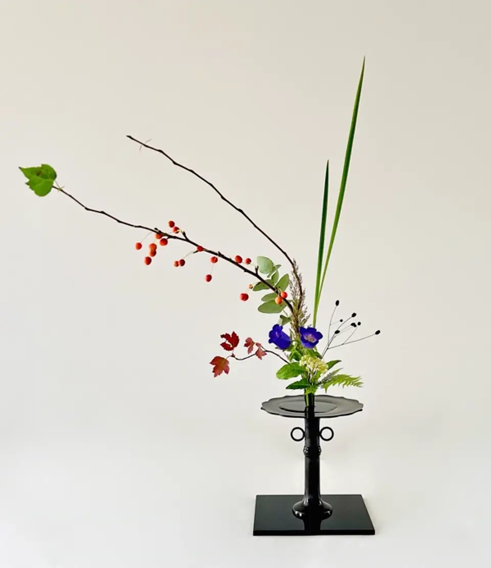 Tatehana Ikebana arrangement by Valerie Fontanier, January 2025