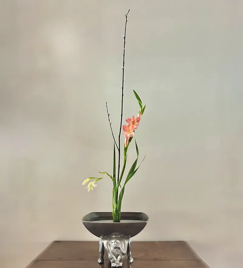 Ikebana arrangement made by Sandra